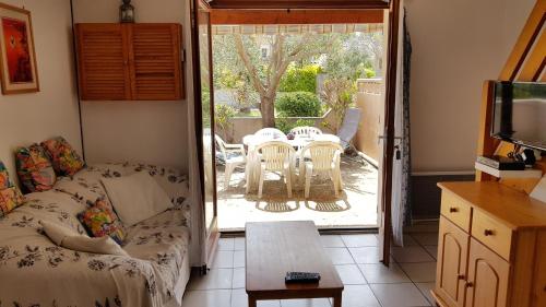 MC3 : Villa 2 pièces mezzanine 5 couchages NARBONNE-PLAGE