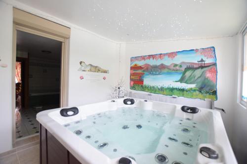 Mes P'tis Loups avec Piscine, Spa, Sauna, Piano !