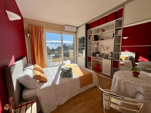 Villa Millefleurs Castellar france