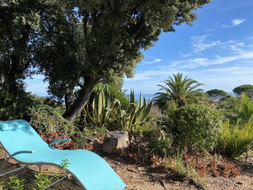 Mini villa dans domaine avec vue mer et accès plage