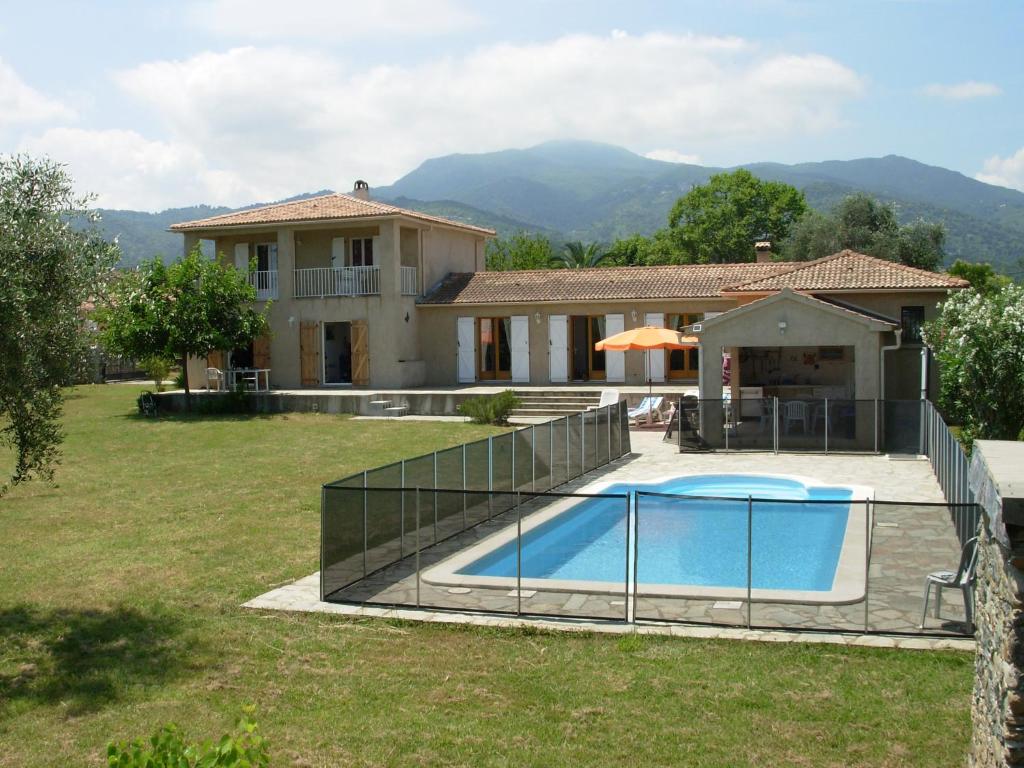 Villa Villa mit grosser Sommerküche und Pool, 8 Minuten zum Sandstrand Cap Sud Route de la Mer Scampornaccio, 20213 LʼArena