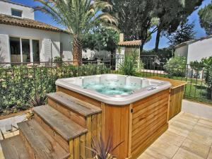 Villa Modern Villa in Gassin with Sauna  83580 Gassin Provence-Alpes-Côte d\'Azur