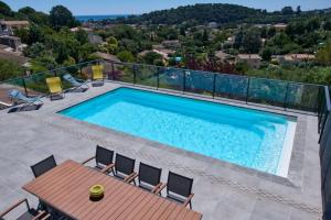 Villa Modern villa with sea view and pool for 10 people 32 Chemin des Vallières 06800 Cagnes-sur-Mer Provence-Alpes-Côte d\'Azur