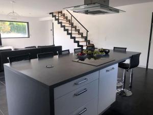 Modern villa with spa, 15 minutes from seaside