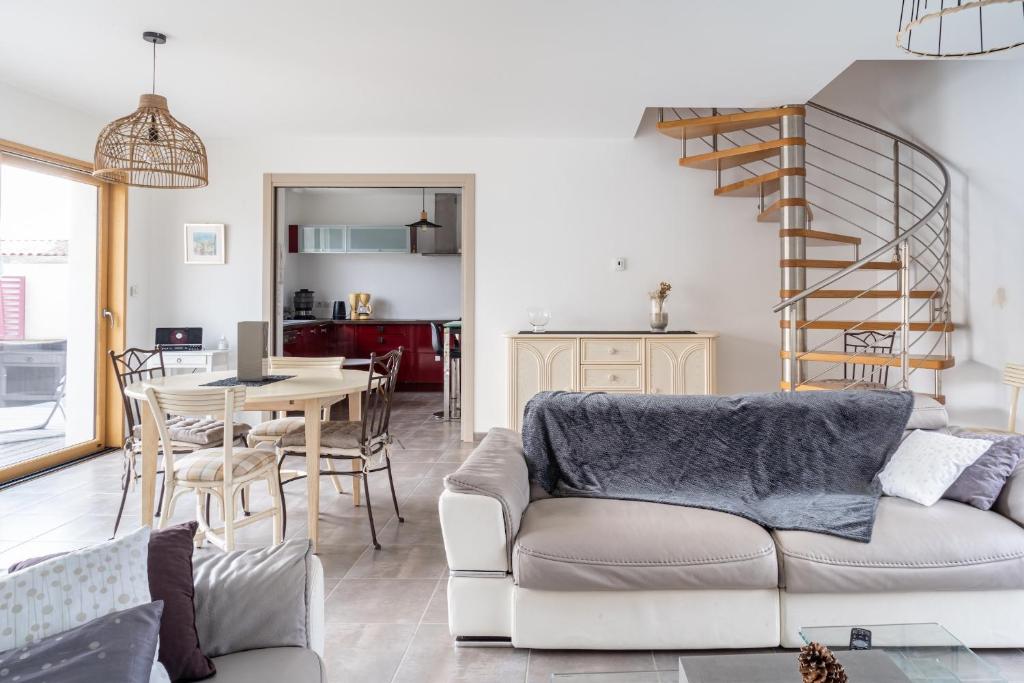 Maison de vacances Villa moderne et confortable a Saint Hilaire-de-Riez du silex, 6, 85270 Les Bussolleries