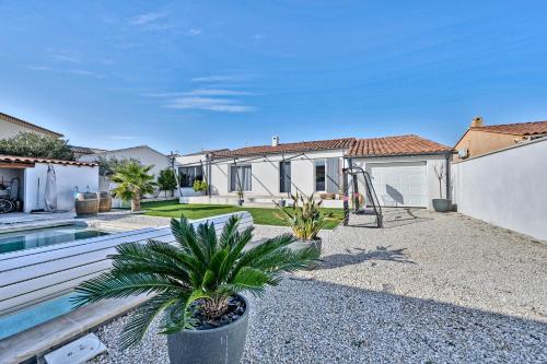 Villa moderne et familiale au charme provençal Tavel france