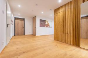 Moderne Villa mit Whirlpool und Heimkino
