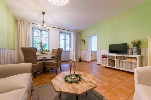 Appartements Villa Monsei Pflanzengartenweg 8 Bad Schandau