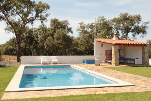 Monte Azul - Casas de Campo do Junqueirinho