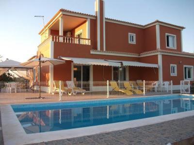 Villa Moradia Malhao Sitio Malhao s/n 8365-303 Malhão