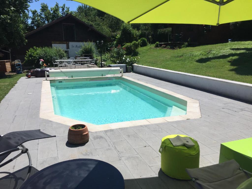 MORTZI villa 4 étoiles avec piscine 35 rue Principale, 68780 Mortzwiller
