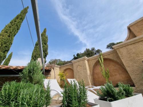 Mountain Beach Villa with panorama view & private pool & sun terrasse