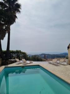 Villa Mountain Beach Villa with panorama view & private pool & sun terrasse 2 Résidence les Terrasses 83240 Cavalaire-sur-Mer Provence-Alpes-Côte d\'Azur