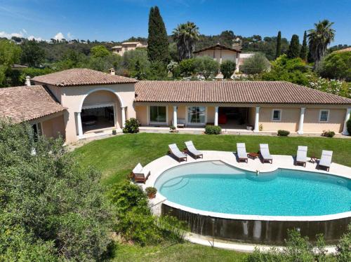 VILLA Néo-Provençale Vue Panoramique & Piscine Chauffée 5 Suites Saint-Paul-de-Vence france