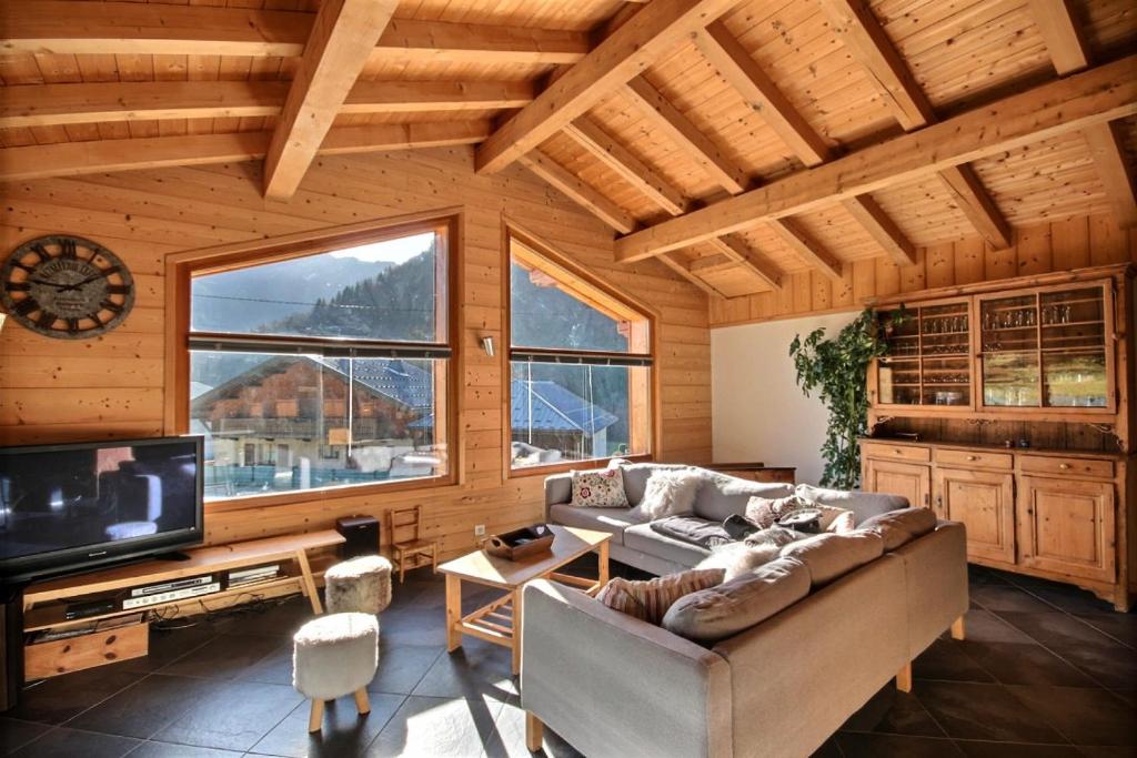 Noah - Private Sunset Hideaway by MHM