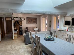 Villa Nouveau à la location Mas Climatisé avec piscine au coeur des vignes dans le Golf de Saint-Tropez 127 Chemin des Vignes 83120 Emponse Provence-Alpes-Côte d\'Azur