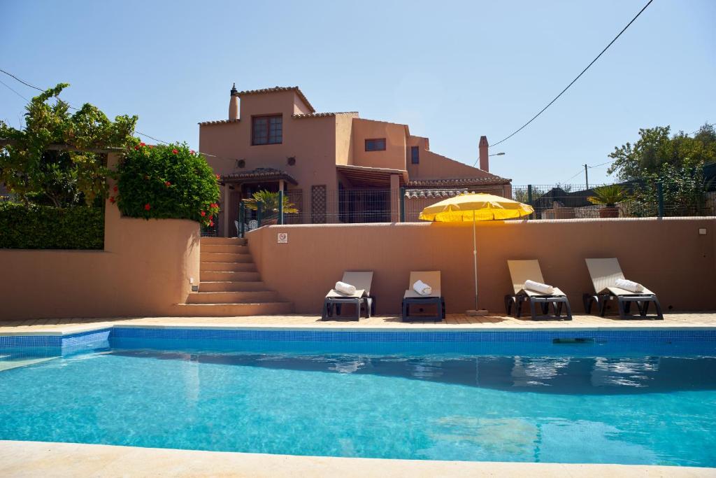 Villa Villa O Monte: charming family villa near Alvor O Monte Ladeira da Nora, 8500-056 Alvor