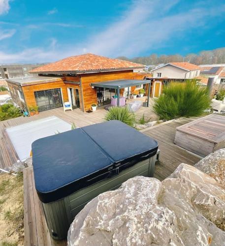 O’Txoko ,Villa chic dans quartier calme.