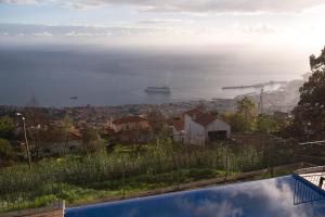 Villa Ocean View Villa Caminho do Terço 126 9060-311 Funchal Madère