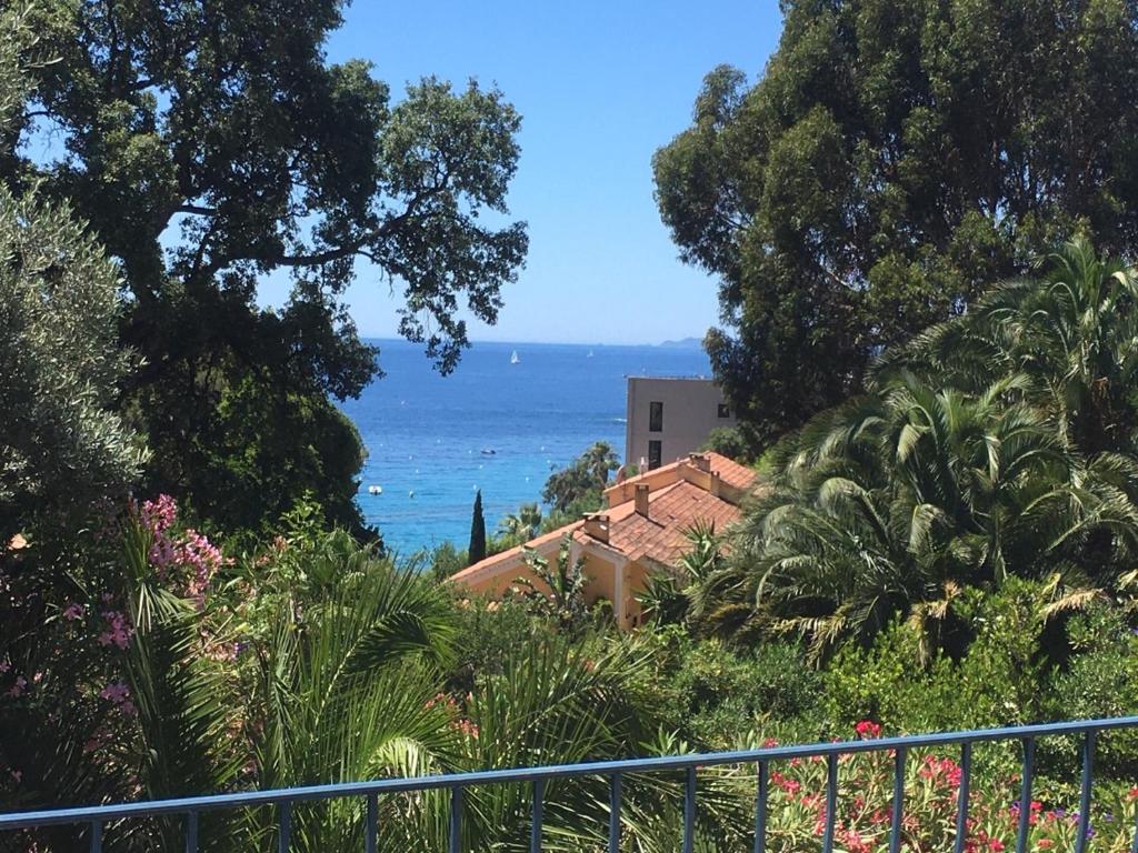 Villa Villa Olivea Avenue du Commandant Rigaud, 83820 Rayol-Canadel-sur-Mer