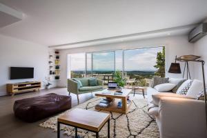 PANORAMA KEYWEEK Mountain View Villa Fireplace Pool and Sauna in Bidart
