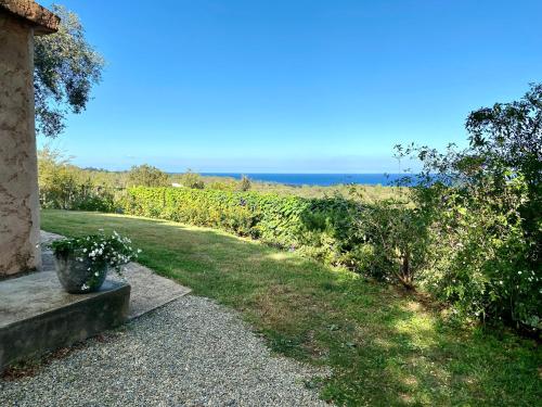 Villa panorama maquis et mer, plage à 1,5 Km Cervione france