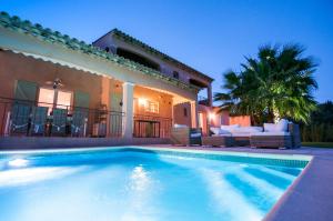 Villa Panoramic View Grimaud La Licorne,  4429 Route de Grimaud, Quartier Berard 83680 La Garde-Freinet Provence-Alpes-Côte d\'Azur
