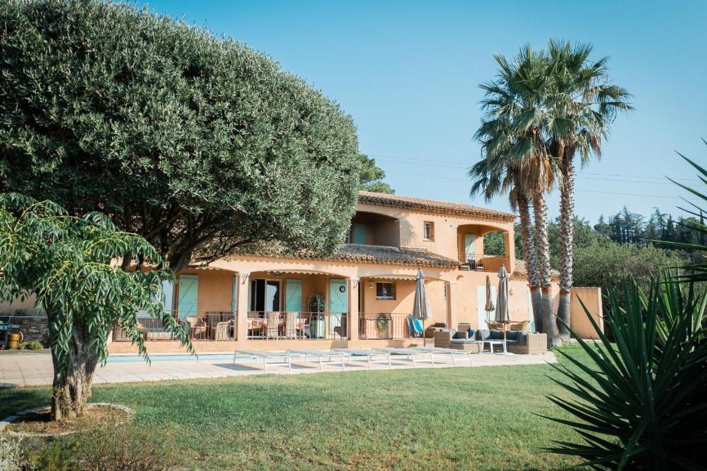 Villa Panoramic View Grimaud La Licorne,  4429 Route de Grimaud, Quartier Berard 83680 La Garde-Freinet