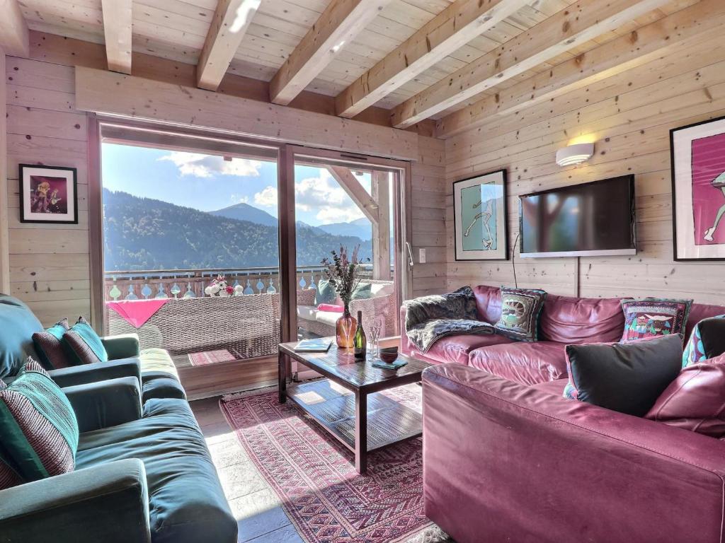 Patroves Ranch - private pool & sea views