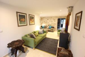 Villa PausaSTAY - QdM Artist Suites - Villa 117, Rua Adelino Godinho, Quinta da Maceda 3240-413 Alvorge Région Centre
