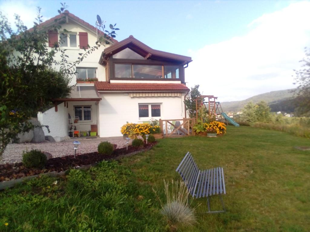 Peaceful 4BR villa on Gramacho golf resort w/ private pool