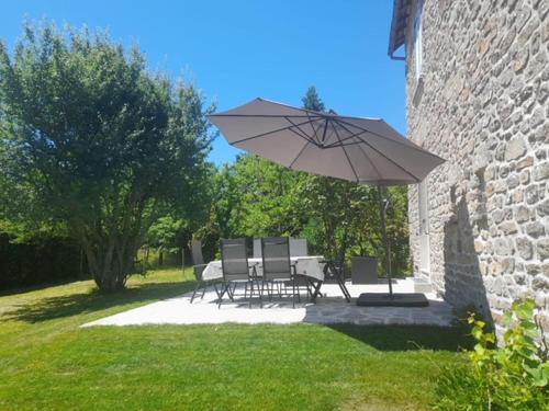 Peaceful & rural 4-bedroom villa