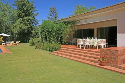 Penina Family House