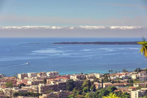 Villa Pertuades Villa with amazing sea view and swimming pool Vallauris france