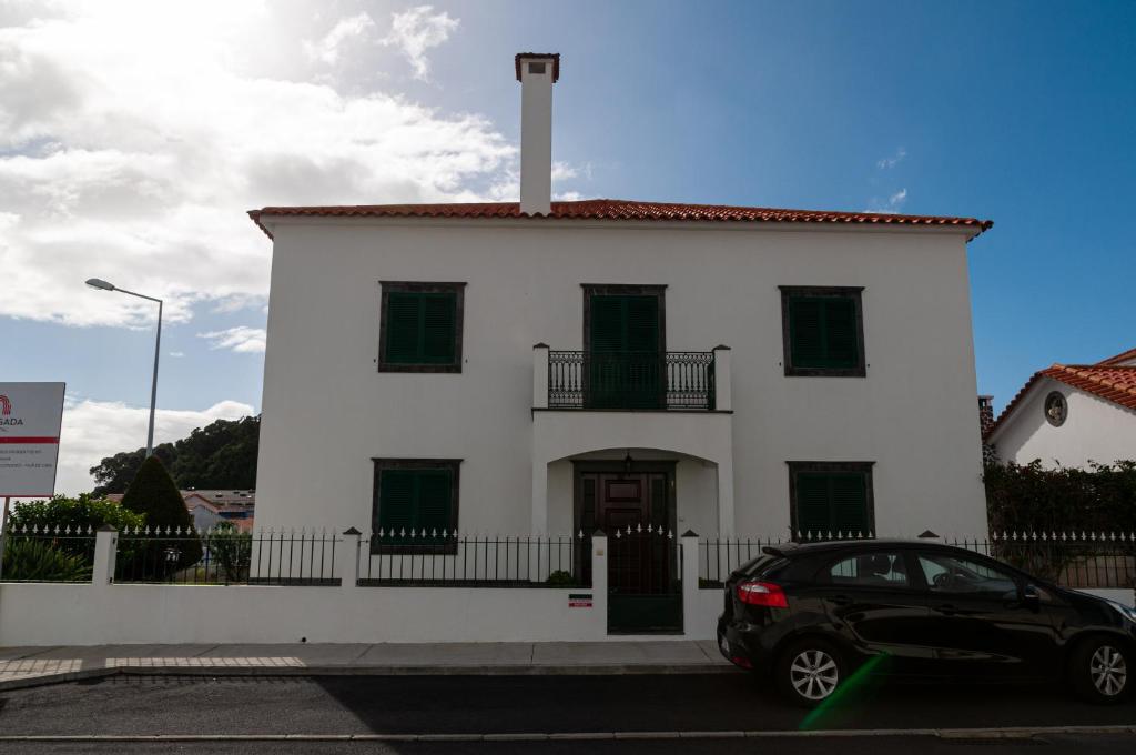 Pico do Moinho House Rua Padre Jose Rebelo Cordeiro 1, 9500-510 Fajã de Baixo