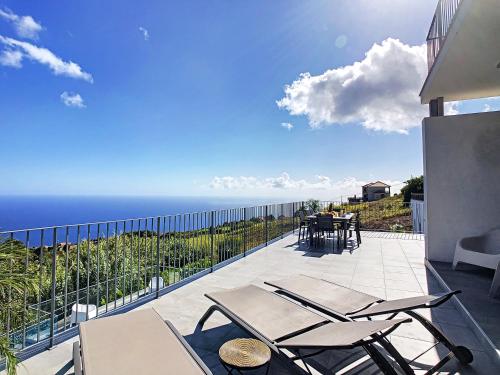 Villa Piece of Heaven by MHM Estreito da Calheta portugal