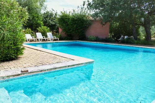 Villa piscine face au grand luberon Cereste Céreste france