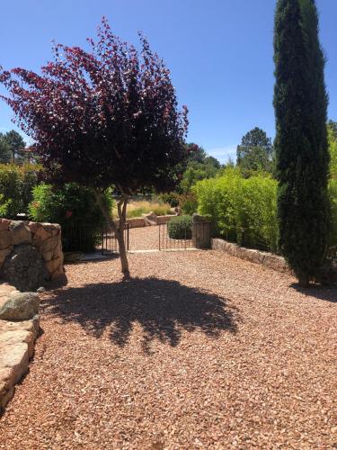 Pleasant private villa Located in a garden of 8000m2 with trees