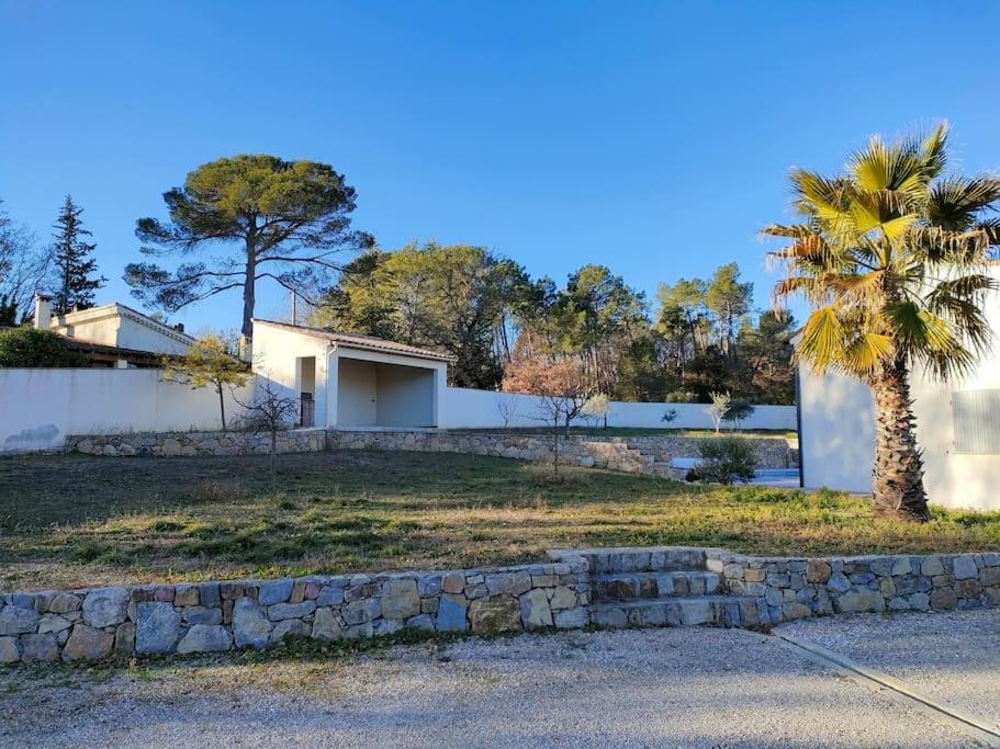 Maison de vacances Villa plein sud avec piscine. Quartier St Pons 7391, 83830 Figanières