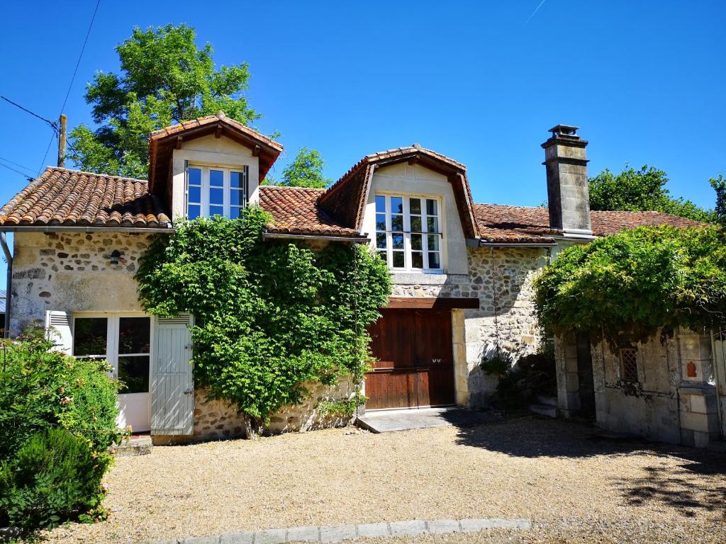 Pontarnaud Pontarnaud, 24310 Pontarneaud