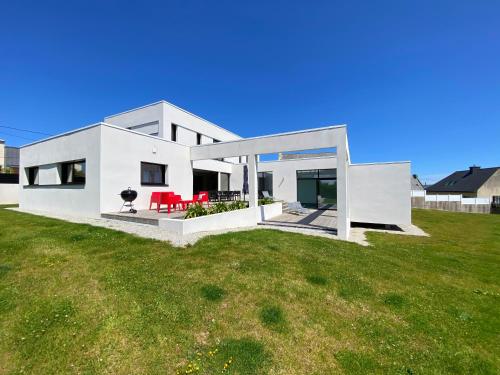 Villa Villa Pool and Beach Bretagne 13 Rue de l'Athabaskan Plouescat