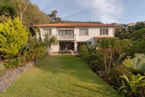 Pool Villa with Botanical Garden