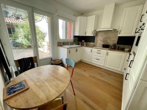 Port de Pornic. Vue mer. Sea view. 4 rooms.