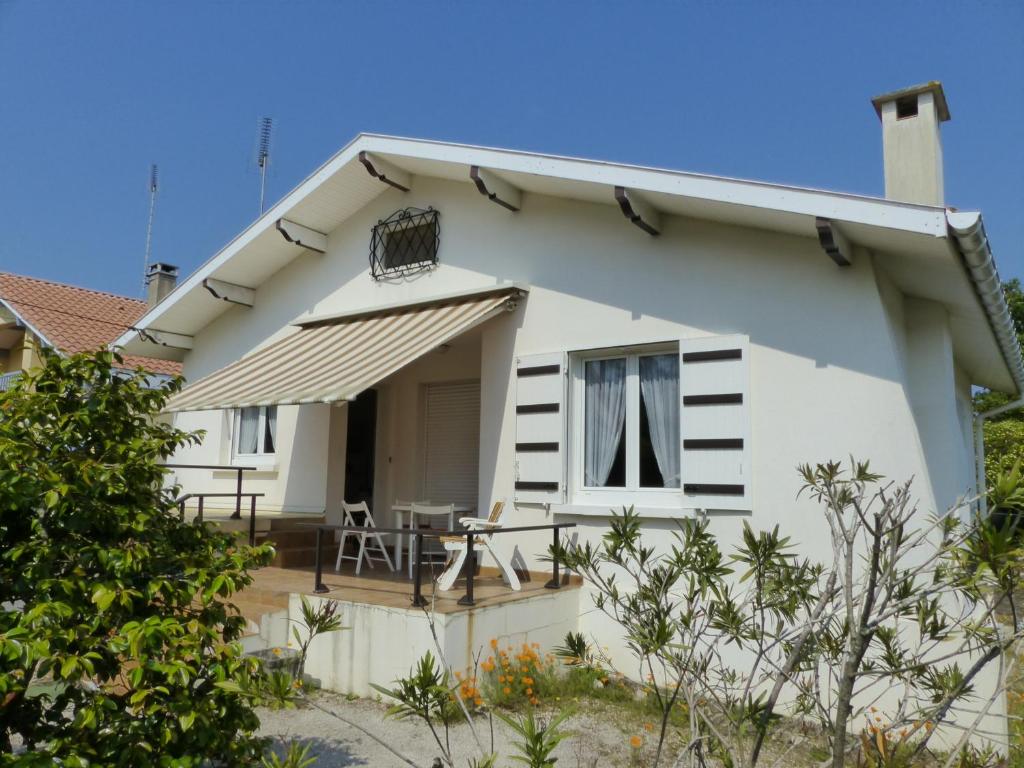 Villa Villa Pour 4 Personnes Dans Le Quartier Des Vignes 7, rue Jean Mermoz, 40130 Capbreton