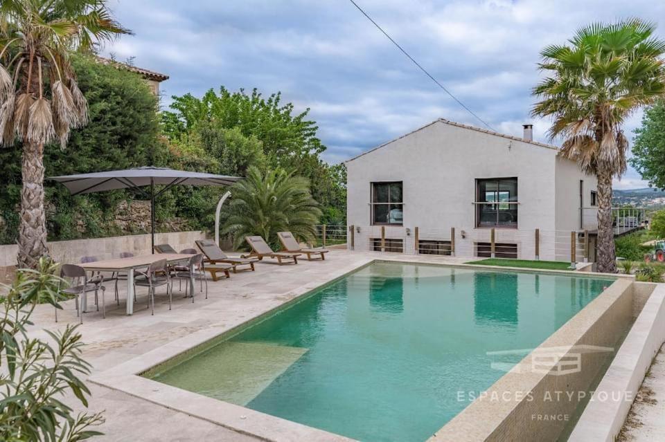 Prestigieuse Villa avec Piscine en plein vignoble 710 Chemin du Cas, 83330 Le Castellet