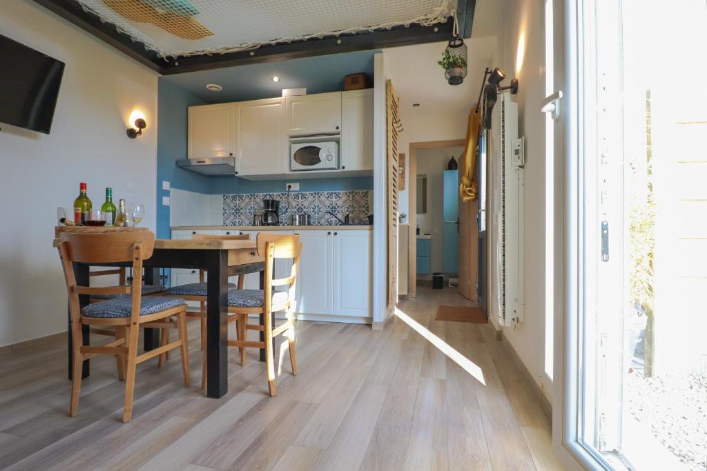 Private Mansion, completely renovated with swimming pool, in historical center