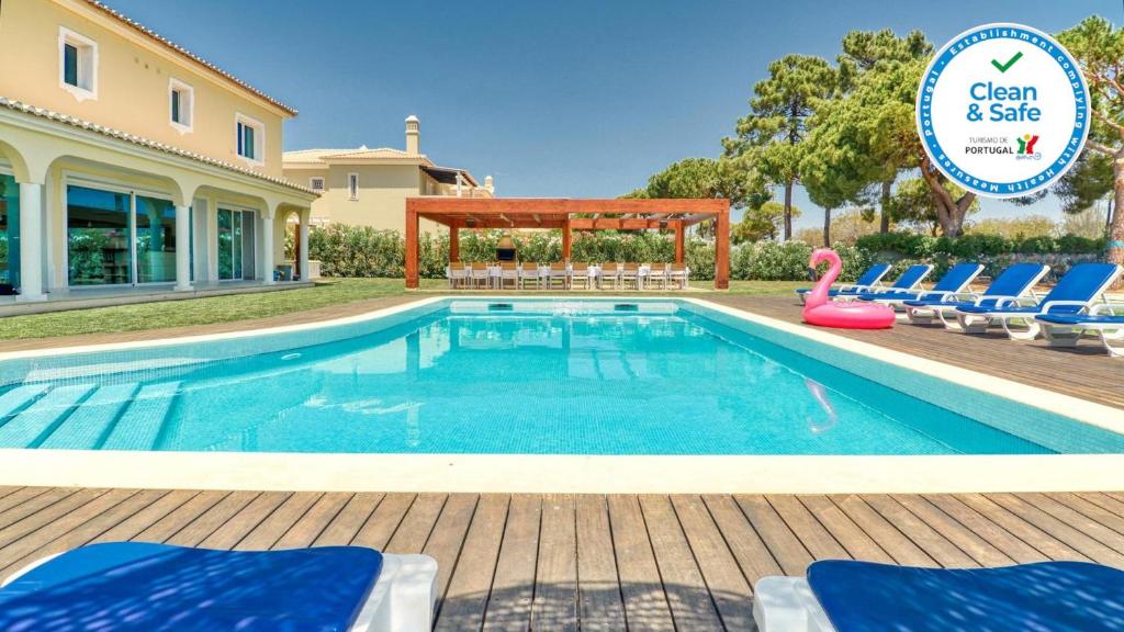 Villa PROMOTION April - Book now! Caminho do Galeao 8125-422 Vilamoura