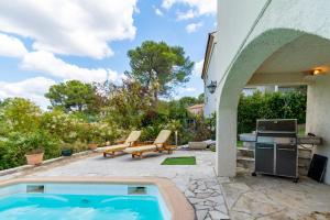 Provencal villa with pool and terrace in Aix-en-Provence