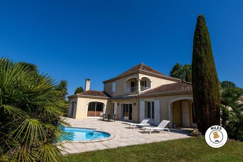 Maison de vacances Villa provençale - Piscine Privée - Exceptionnelle Rue de l'Oussère Lée
