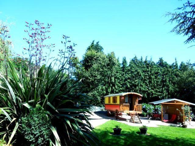 Quaint Holiday Home in Aywaille with Sauna, bubble bath 84200 Carpentras